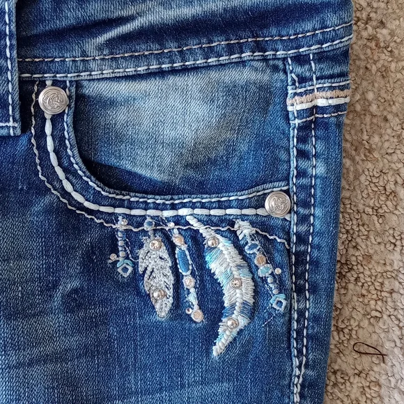 Grace in LA rhinestone bling jeans - Picture 4 of 10